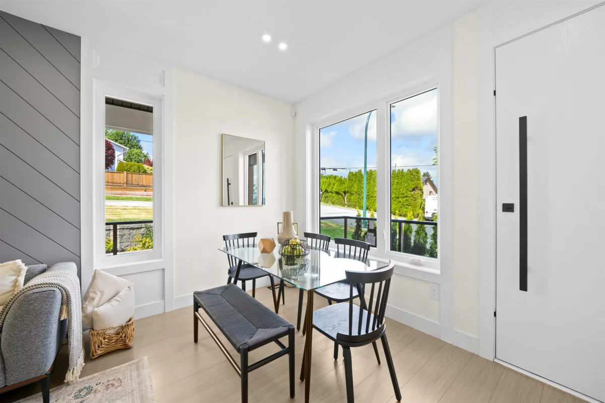 Living Room Photo of 1 314 Nelson Street, Coquitlam, BC