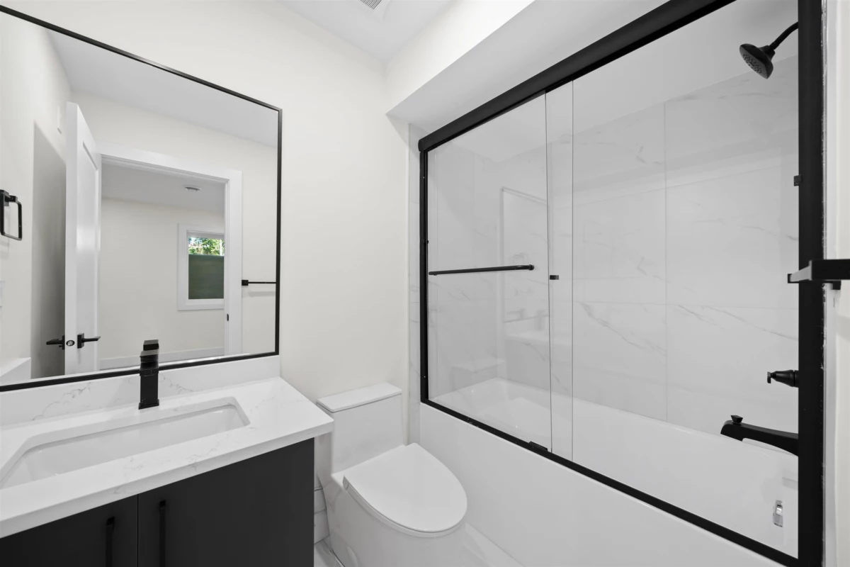 Outdoor Deck Photo of 1 314 Nelson Street, Coquitlam, BC