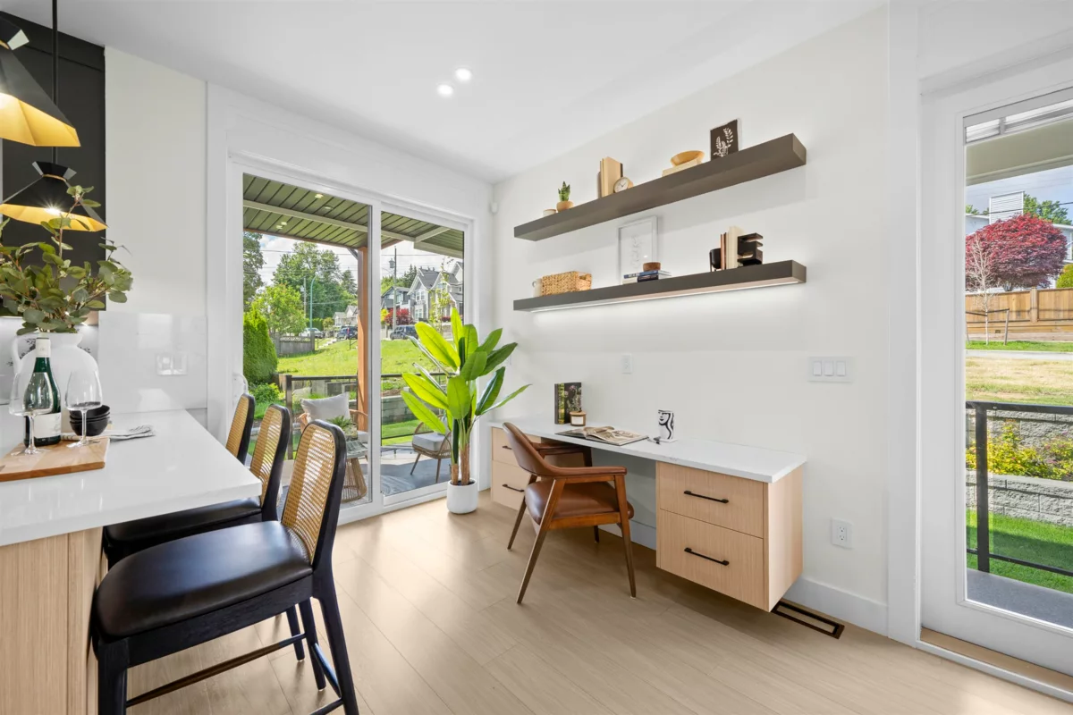 Walk-In Closet Photo of 1 314 Nelson Street, Coquitlam, BC