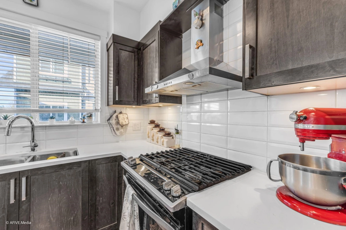 Walk-In Closet Photo of 11 6188 141 Street, Surrey, BC