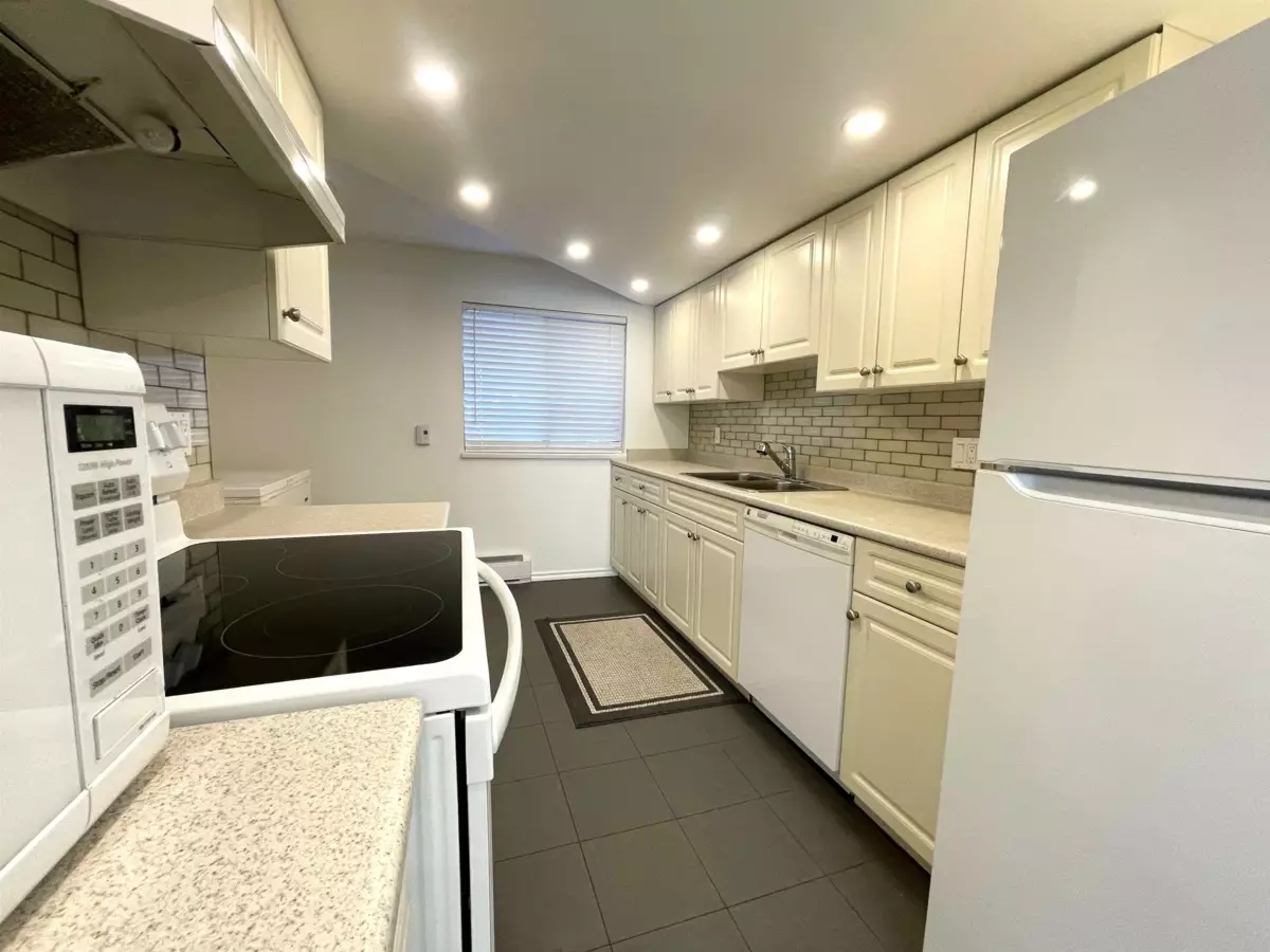 Kitchen Photo of 8132 Laval Place, Vancouver, BC