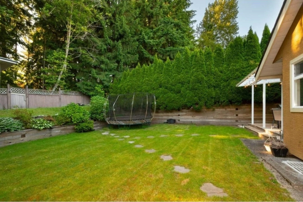 Hot Tub / Spa Photo of 1416 Purcell Drive, Coquitlam, BC