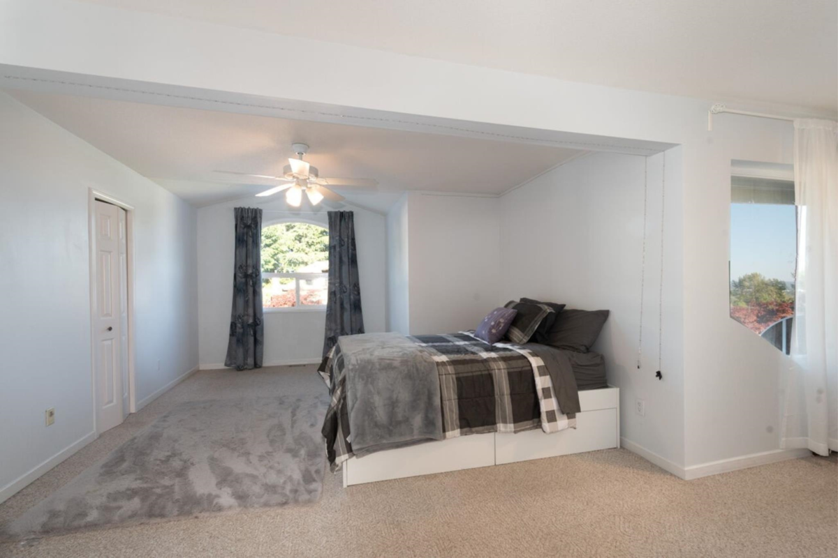 Office / Den Photo of 1416 Purcell Drive, Coquitlam, BC