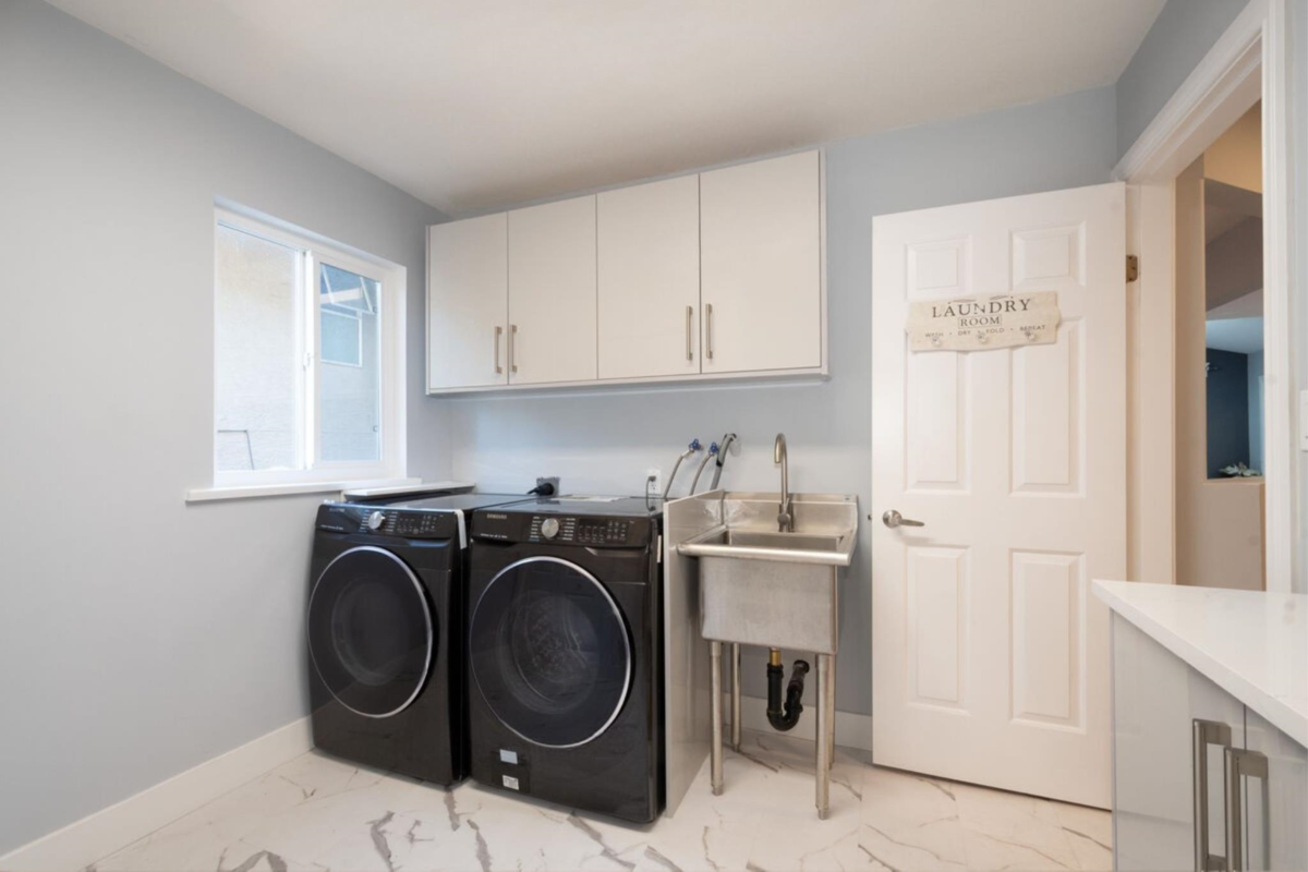 Staircase Photo of 1416 Purcell Drive, Coquitlam, BC