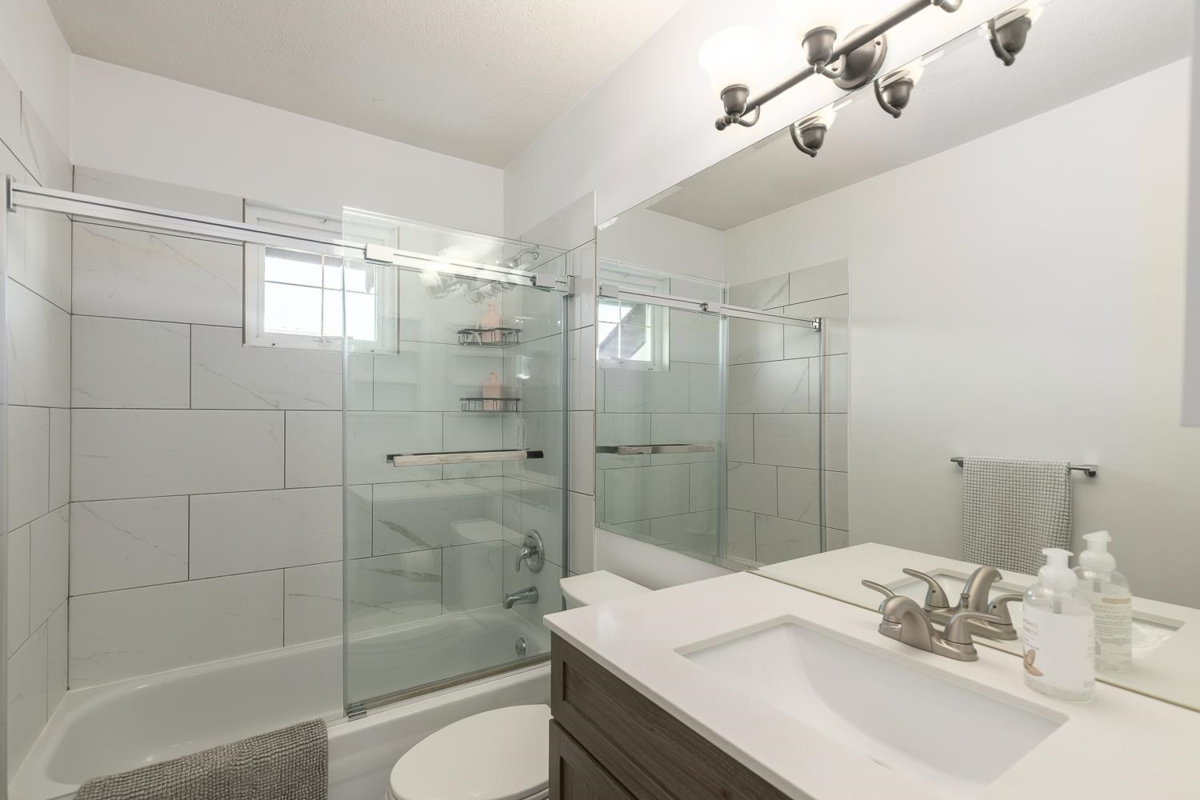 Front Yard Photo of 19850 Butternut Lane, Pitt Meadows, BC