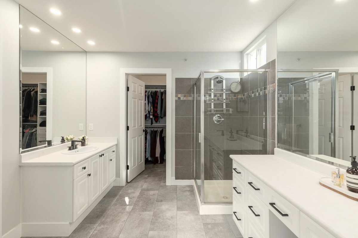 Garage Interior Photo of 19850 Butternut Lane, Pitt Meadows, BC