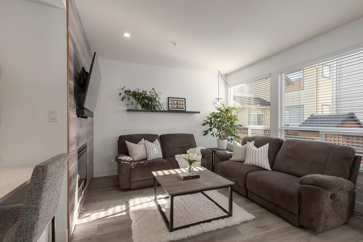 Powder Room Photo of 19850 Butternut Lane, Pitt Meadows, BC