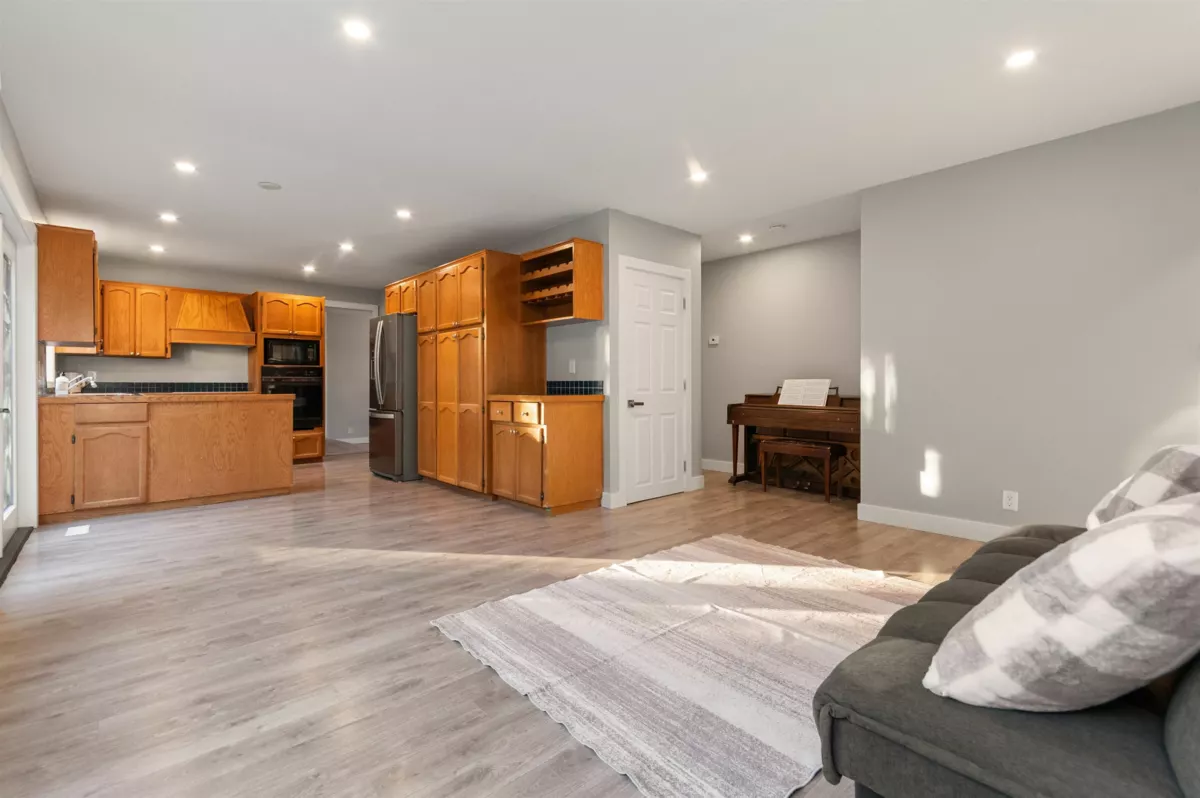 Bedroom 3 Photo of 46246 Christina Drive, Chilliwack, BC