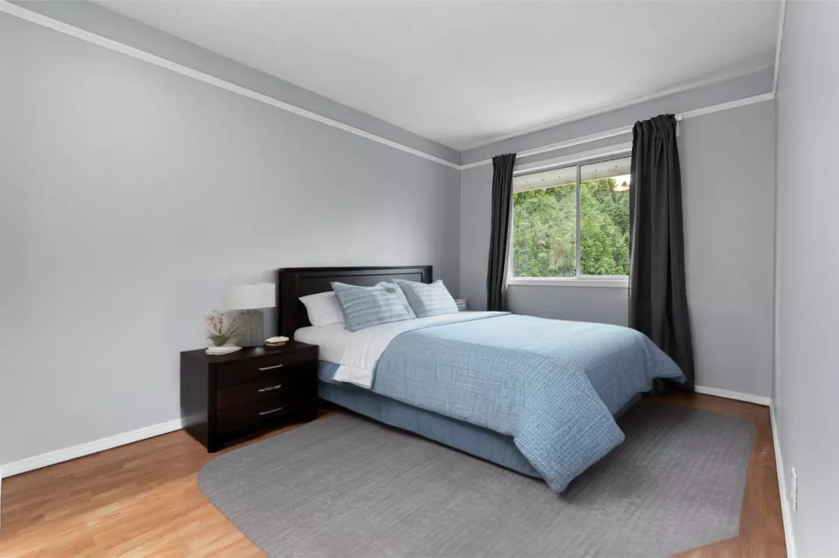 Hallway Photo of 46246 Christina Drive, Chilliwack, BC