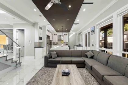 Basement Recreation Room Photo of 5910 182 Street, Surrey, BC