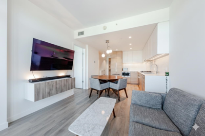808 1045 Austin Avenue, Coquitlam, BC