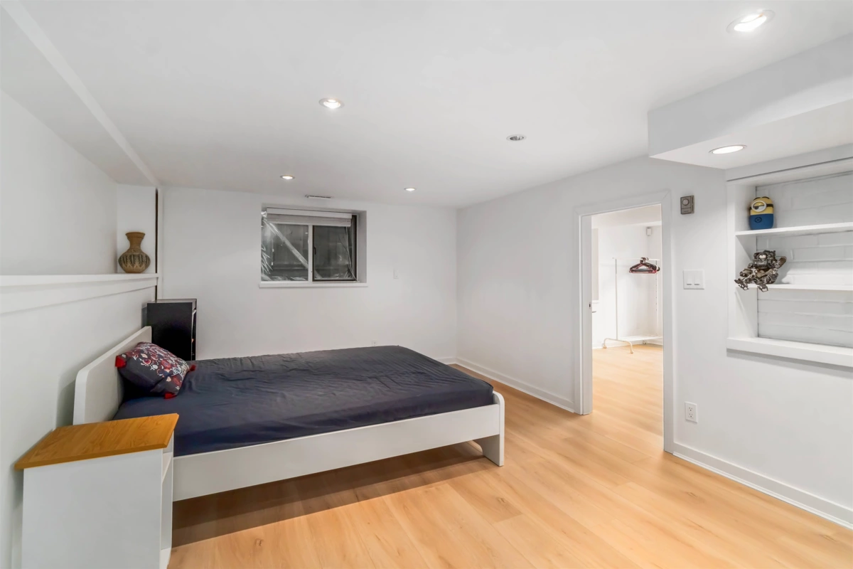 Backyard Photo of 3322 W 38th Avenue, Vancouver, BC