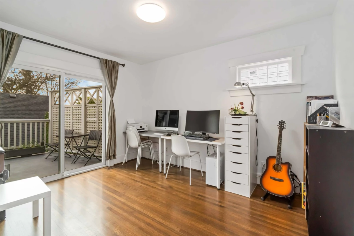 Primary Bathroom Photo of 3322 W 38th Avenue, Vancouver, BC