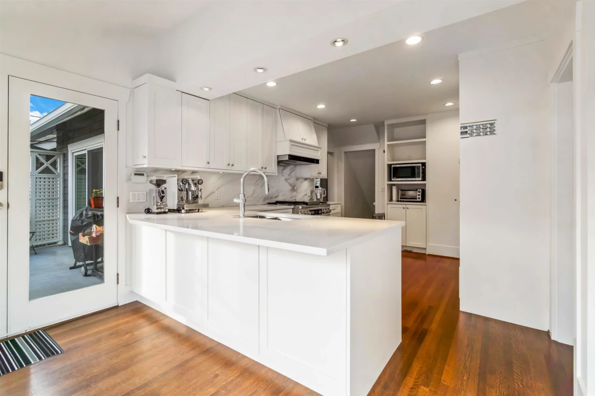 Primary Bedroom Photo of 3322 W 38th Avenue, Vancouver, BC