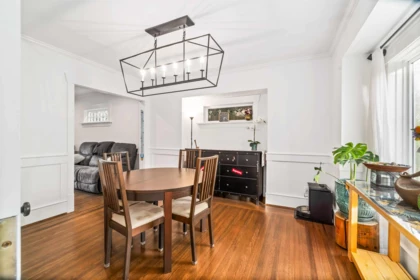 Kitchen Island Photo of 3322 W 38th Avenue, Vancouver, BC