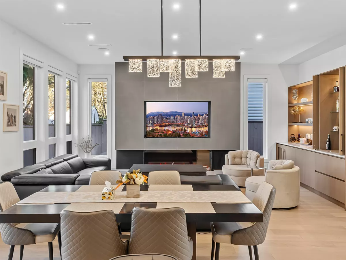 Dining Area Photo of 14295 73a Avenue, Surrey, BC