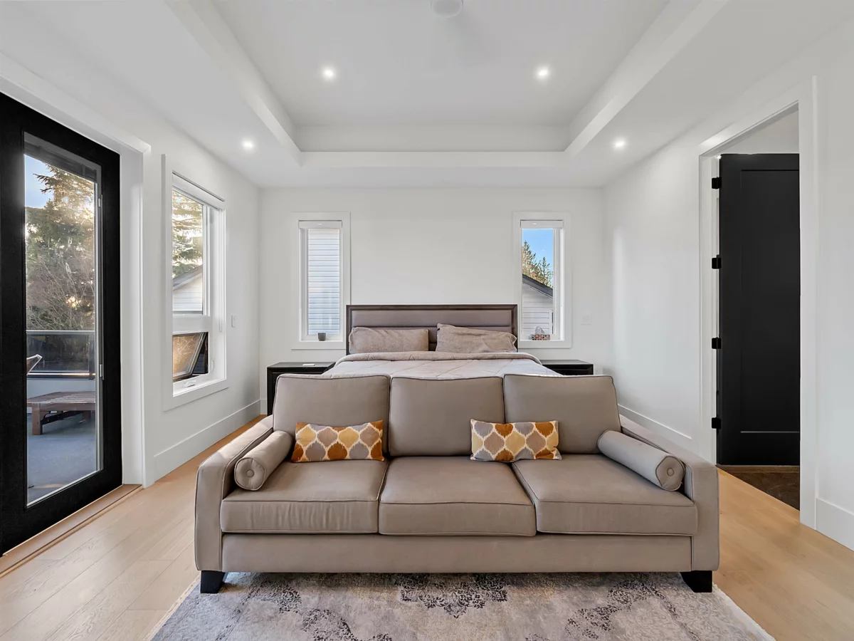 Family Room Photo of 14295 73a Avenue, Surrey, BC