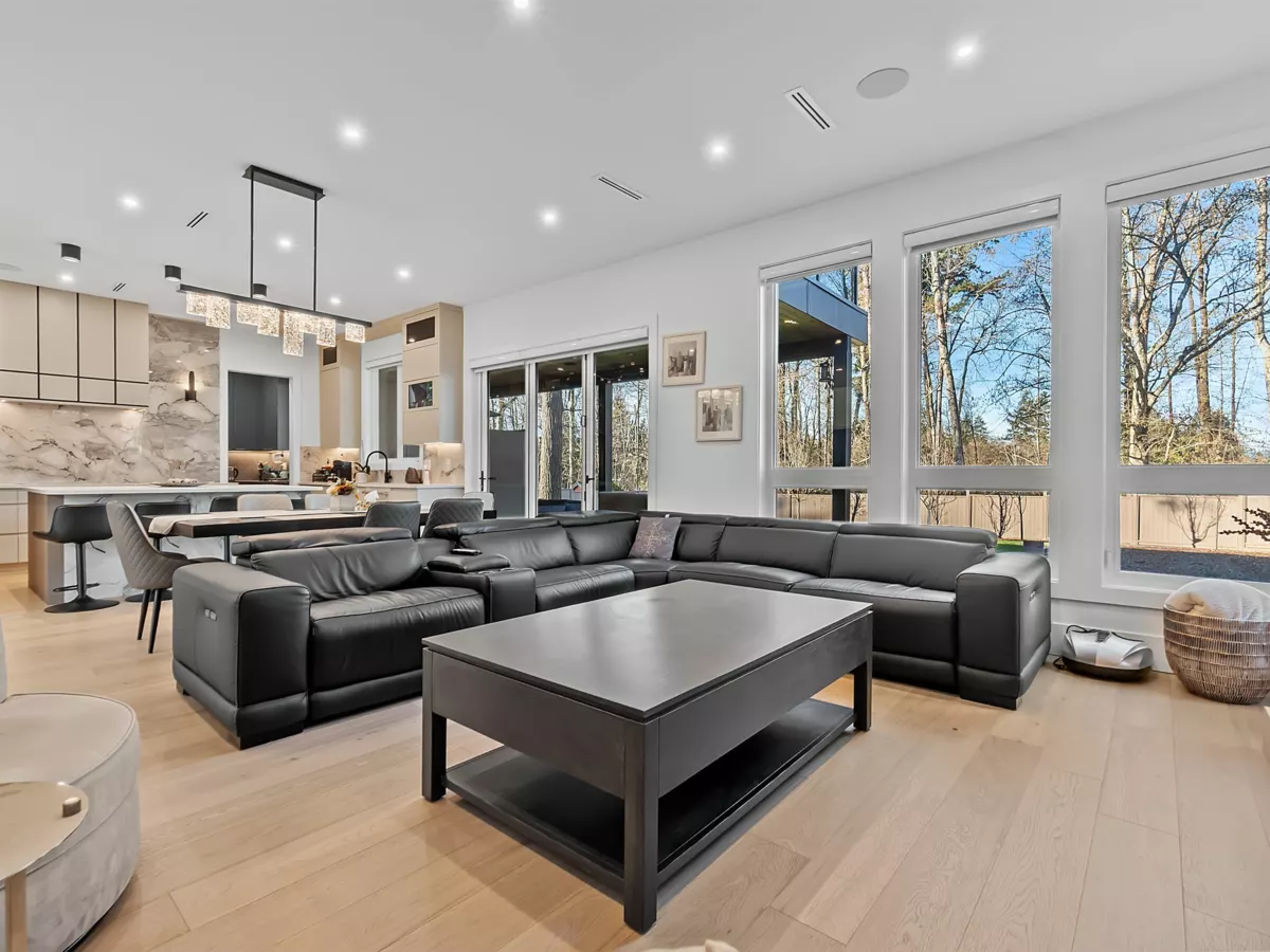 Kitchen Photo of 14295 73a Avenue, Surrey, BC
