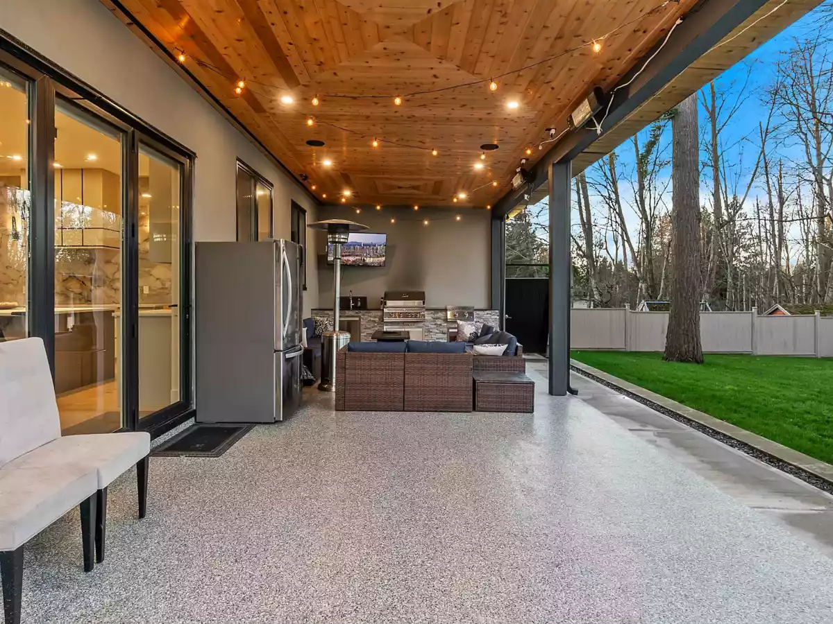 Outdoor Patio Photo of 14295 73a Avenue, Surrey, BC