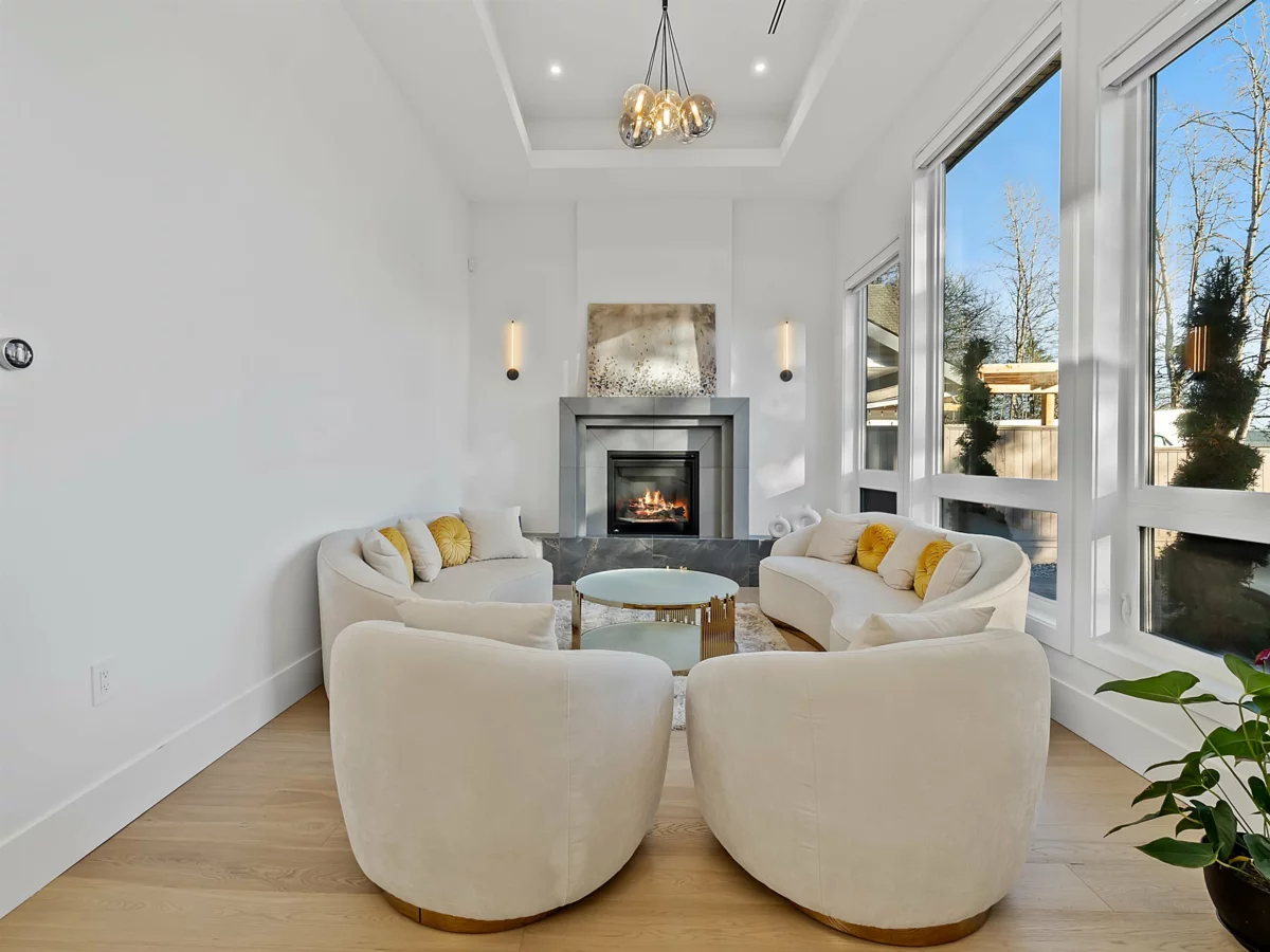 Staircase Photo of 14295 73a Avenue, Surrey, BC