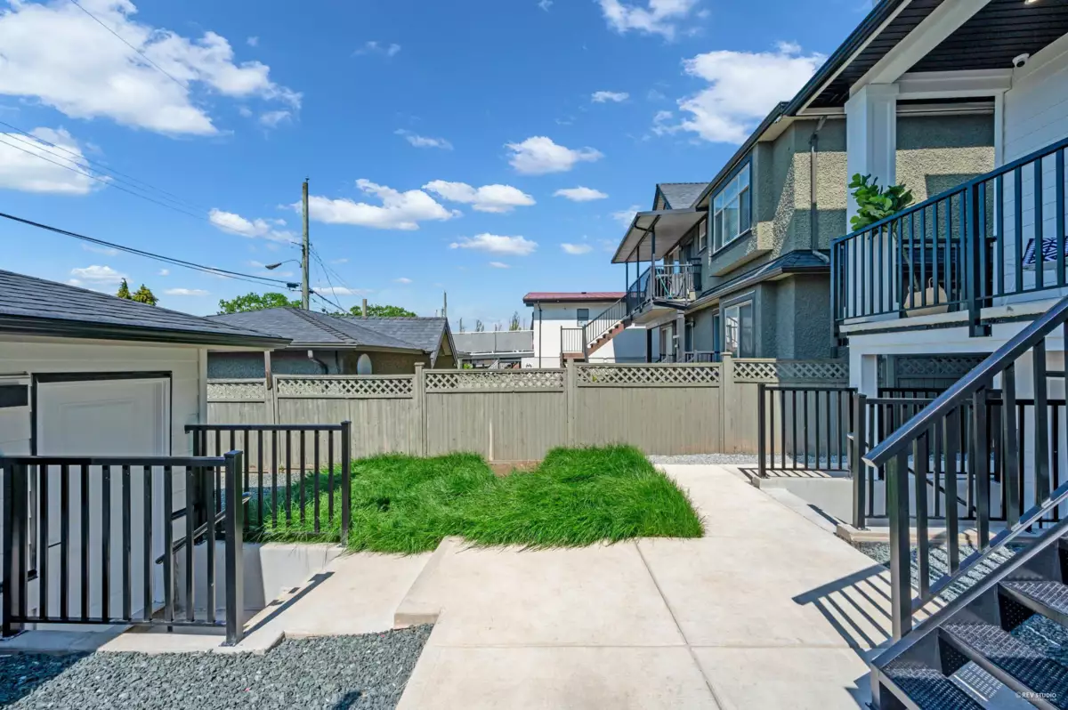 Basement Recreation Room Photo of 3415 Seaforth Drive, Vancouver, BC