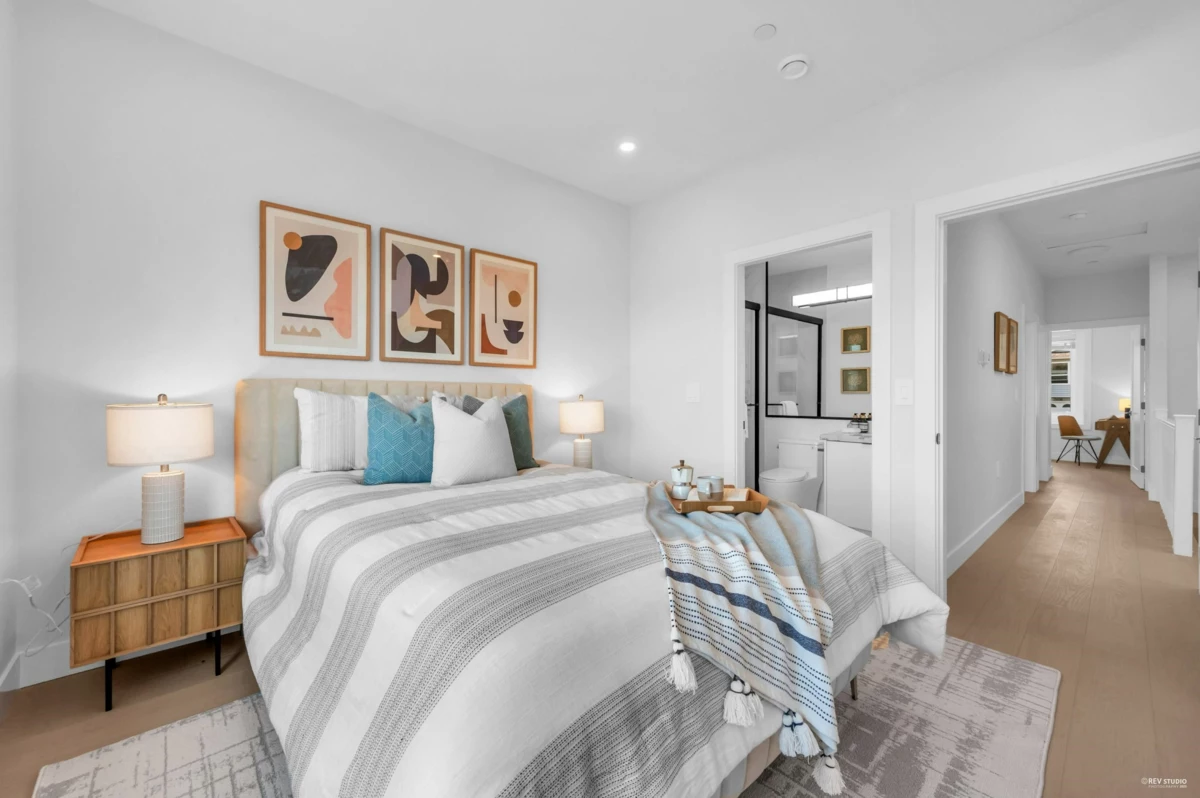 Breakfast Nook Photo of 3415 Seaforth Drive, Vancouver, BC