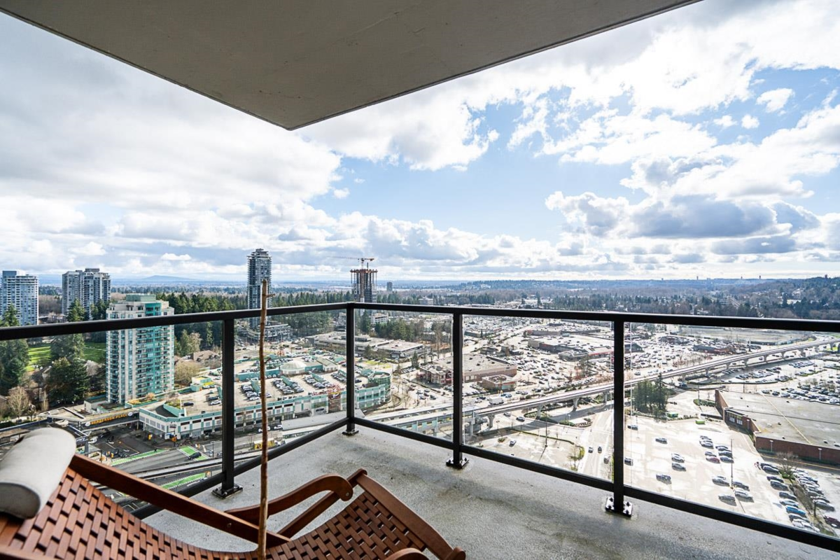 Mudroom Photo of 2805 2980 Atlantic Avenue, Coquitlam, BC