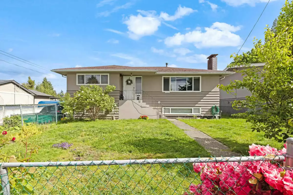 Mudroom Photo of 7724 Goodlad Street, Burnaby, BC