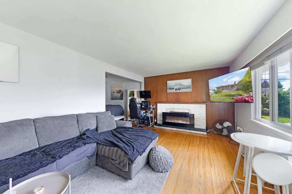 Outdoor Kitchen Photo of 7724 Goodlad Street, Burnaby, BC