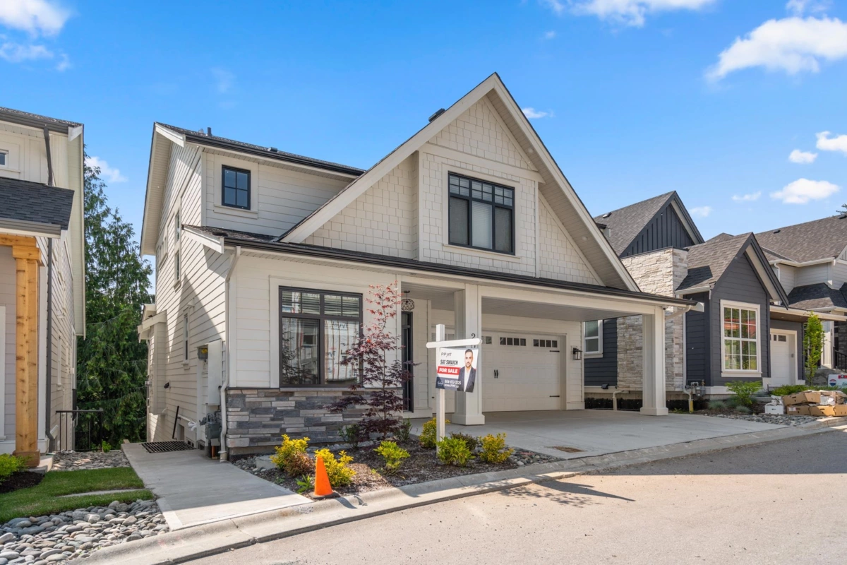 Exterior Front Photo of 20 4217 Old Clayburn Road, Abbotsford, BC