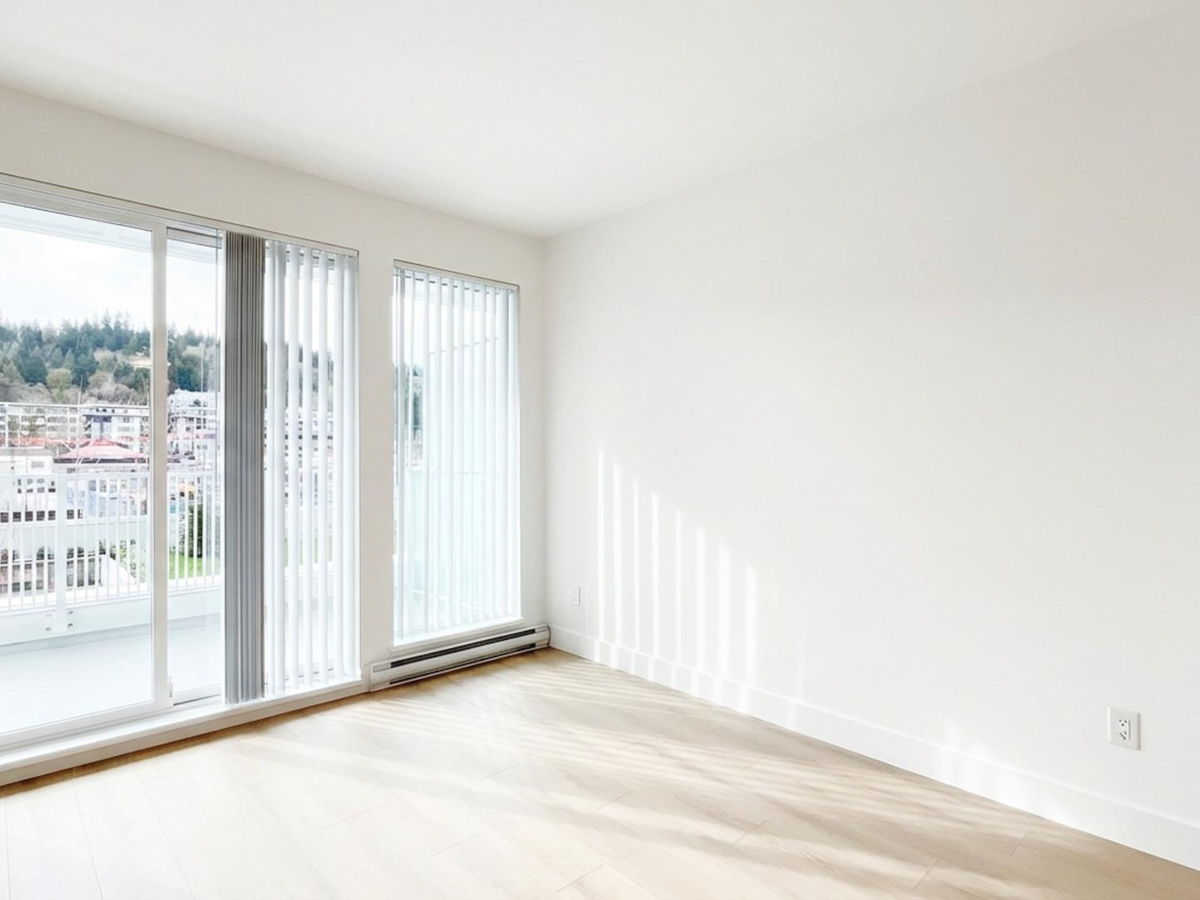 Living Room Photo of 302 3055 Murray Street, Port Moody, BC