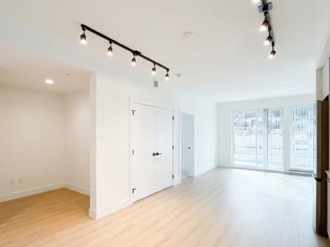 Breakfast Nook Photo of 302 3055 Murray Street, Port Moody, BC