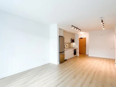 Kitchen Photo of 302 3055 Murray Street, Port Moody, BC