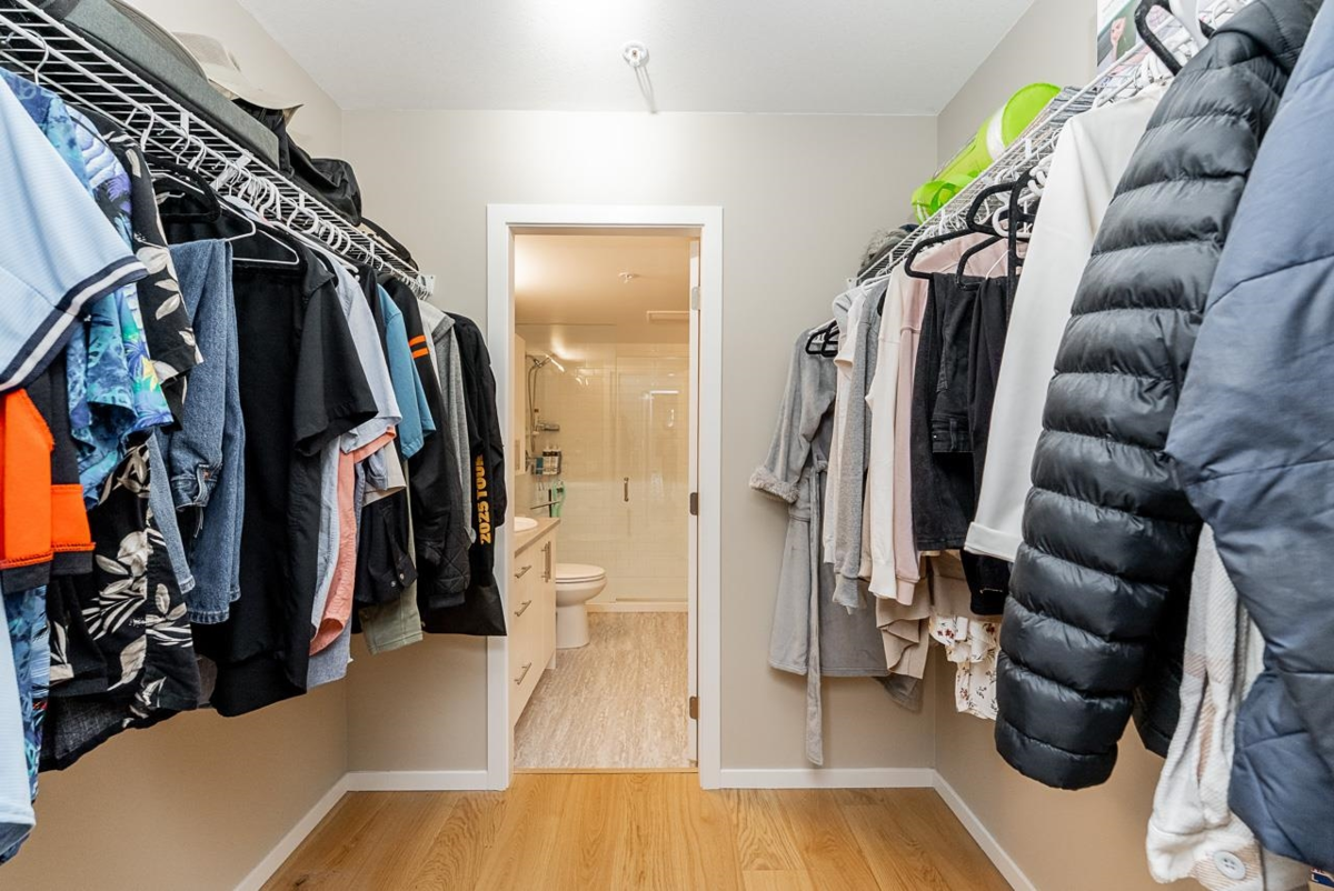 Mudroom Photo of 302 13911 70 Avenue, Surrey, BC