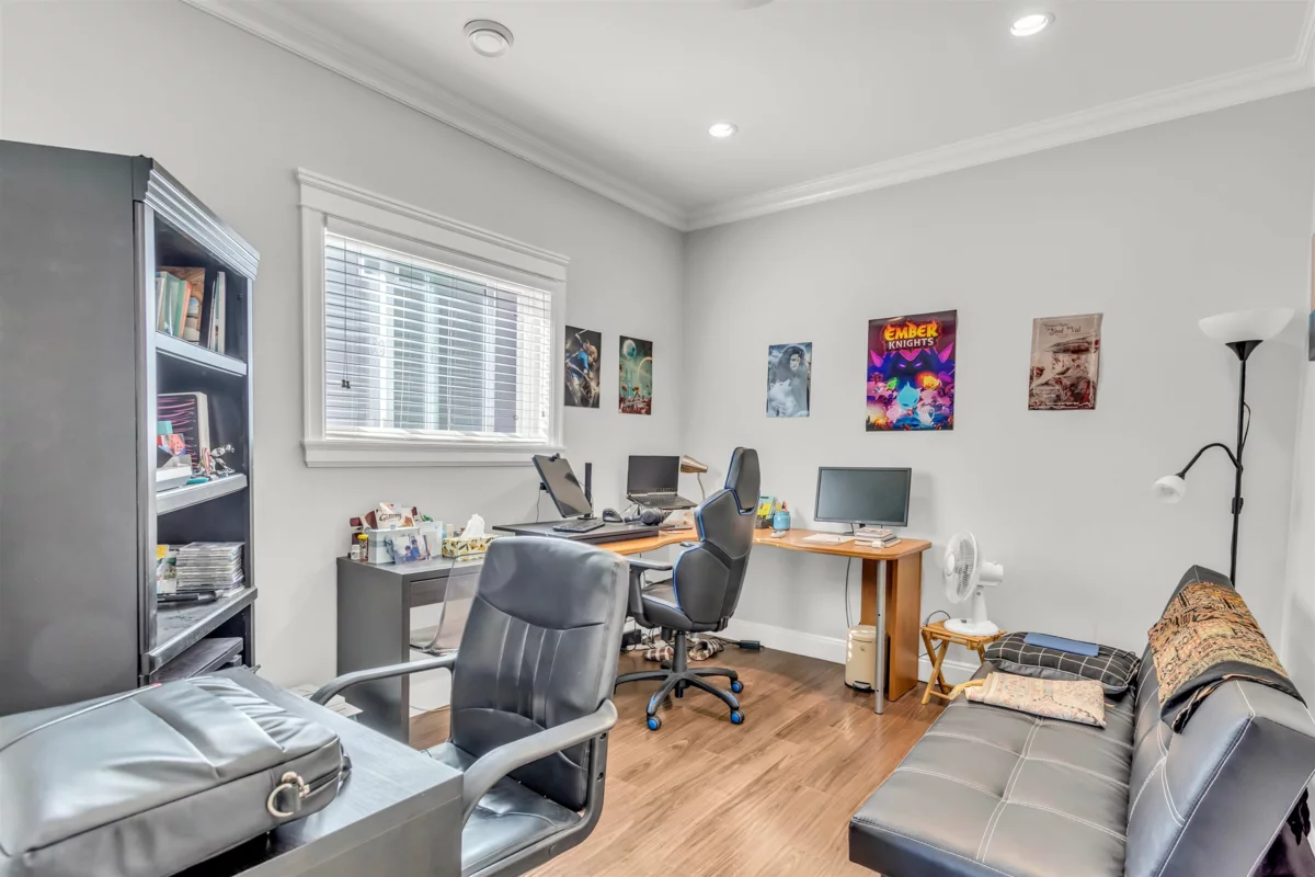 Bedroom 4 Photo of 13884 89a Avenue, Surrey, BC