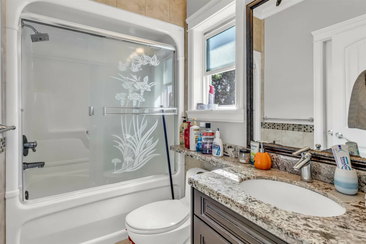 Outdoor Deck Photo of 13884 89a Avenue, Surrey, BC