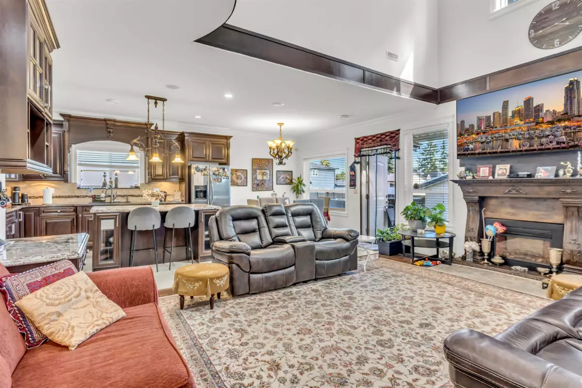 Pantry Photo of 13884 89a Avenue, Surrey, BC