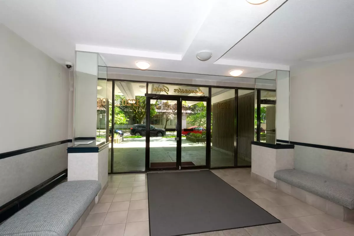 Family Room Photo of 304 1720 Barclay Street, Vancouver, BC