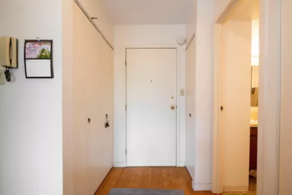 304 1720 Barclay Street, Vancouver, BC