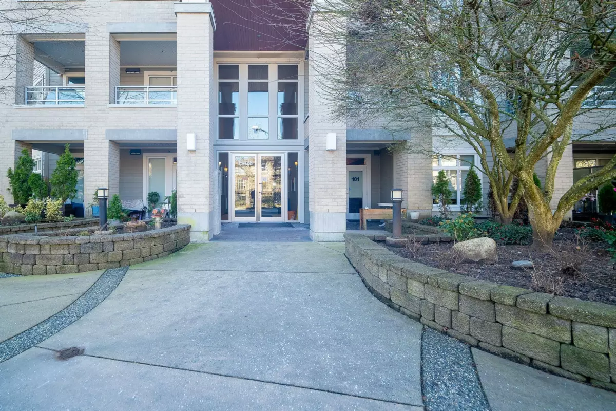 Exterior Rear Photo of 201 15428 31 Avenue, Surrey, BC