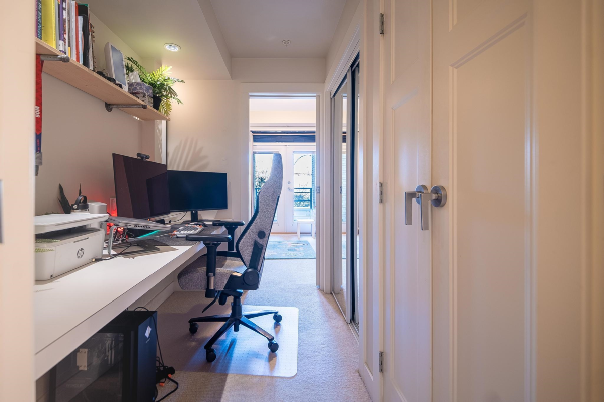 Mudroom Photo of 201 15428 31 Avenue, Surrey, BC