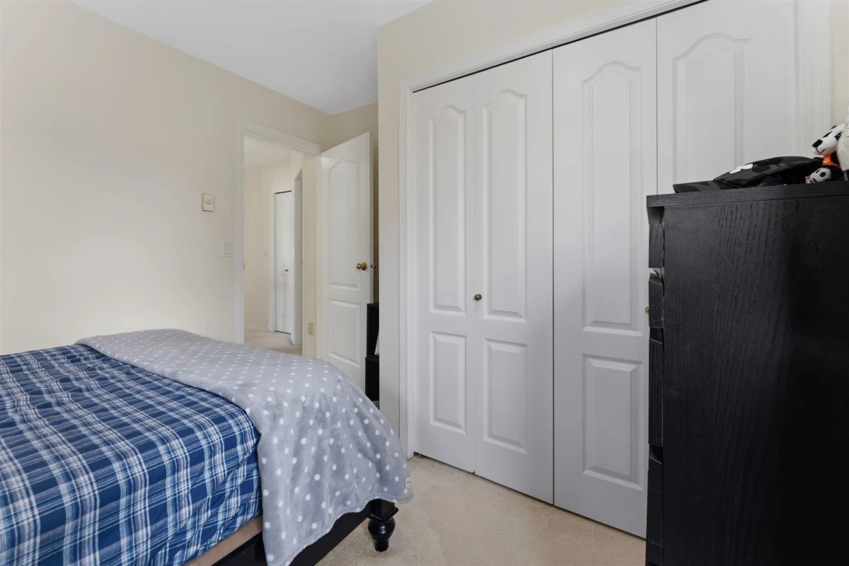 Hallway Photo of 51 15840 84 Avenue, Surrey, BC