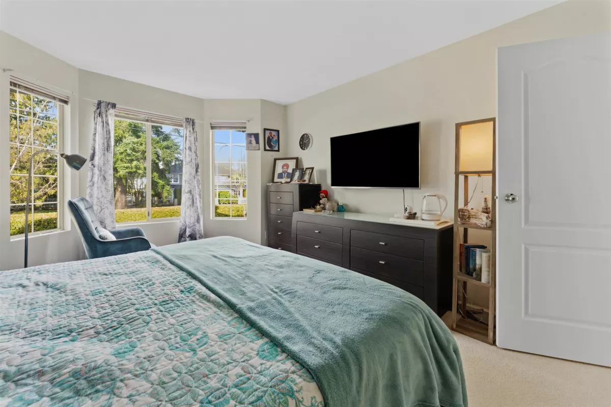 Powder Room Photo of 51 15840 84 Avenue, Surrey, BC