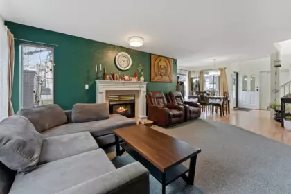 51 15840 84 Avenue, Surrey, BC
