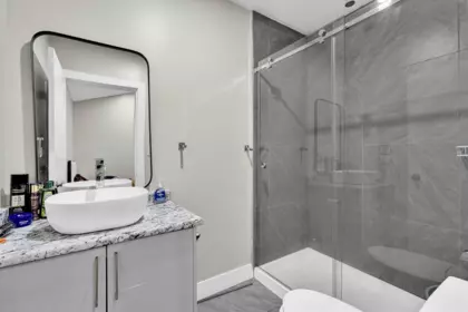 Mudroom Photo of 12943 112 Avenue, Surrey, BC