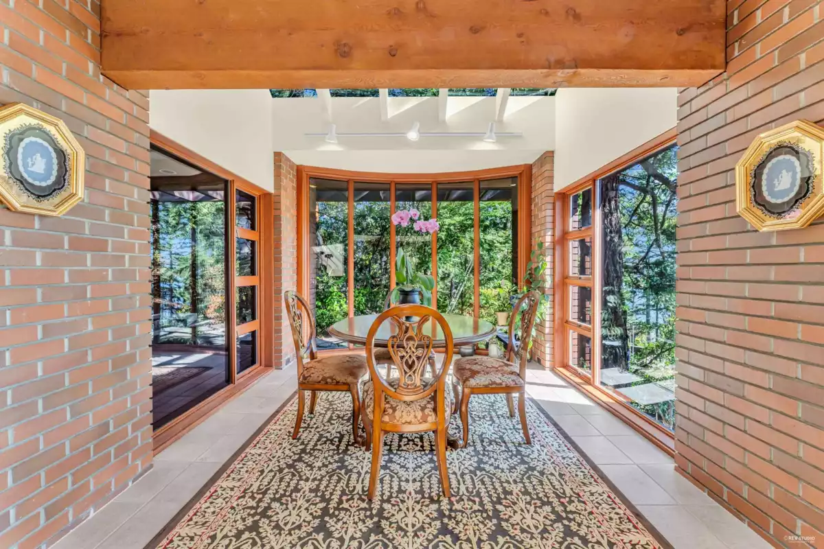 Basement Recreation Room Photo of 4651 Marine Drive, West Vancouver, BC