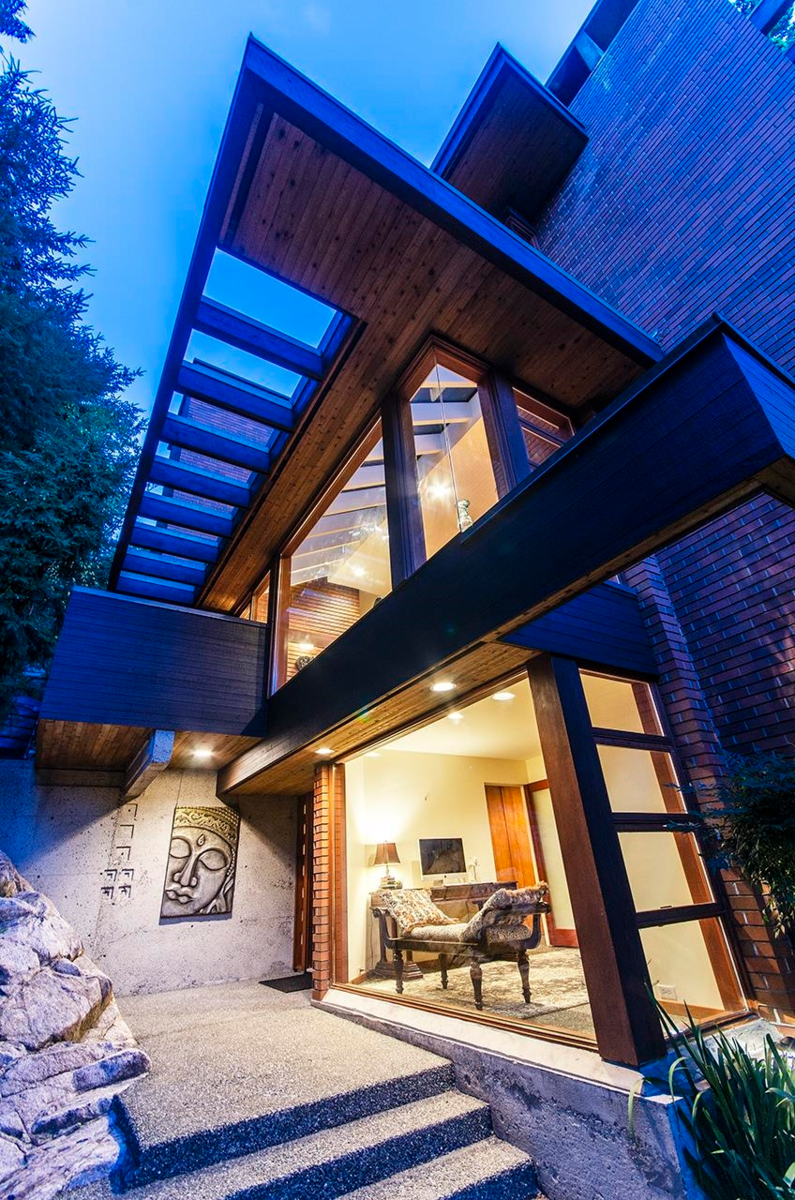 Primary Bedroom Photo of 4651 Marine Drive, West Vancouver, BC