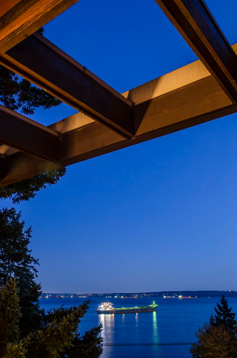 Swimming Pool Photo of 4651 Marine Drive, West Vancouver, BC