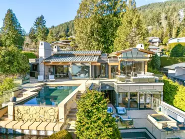 Hot Tub / Spa Photo of 3370 Craigend Road, West Vancouver, BC