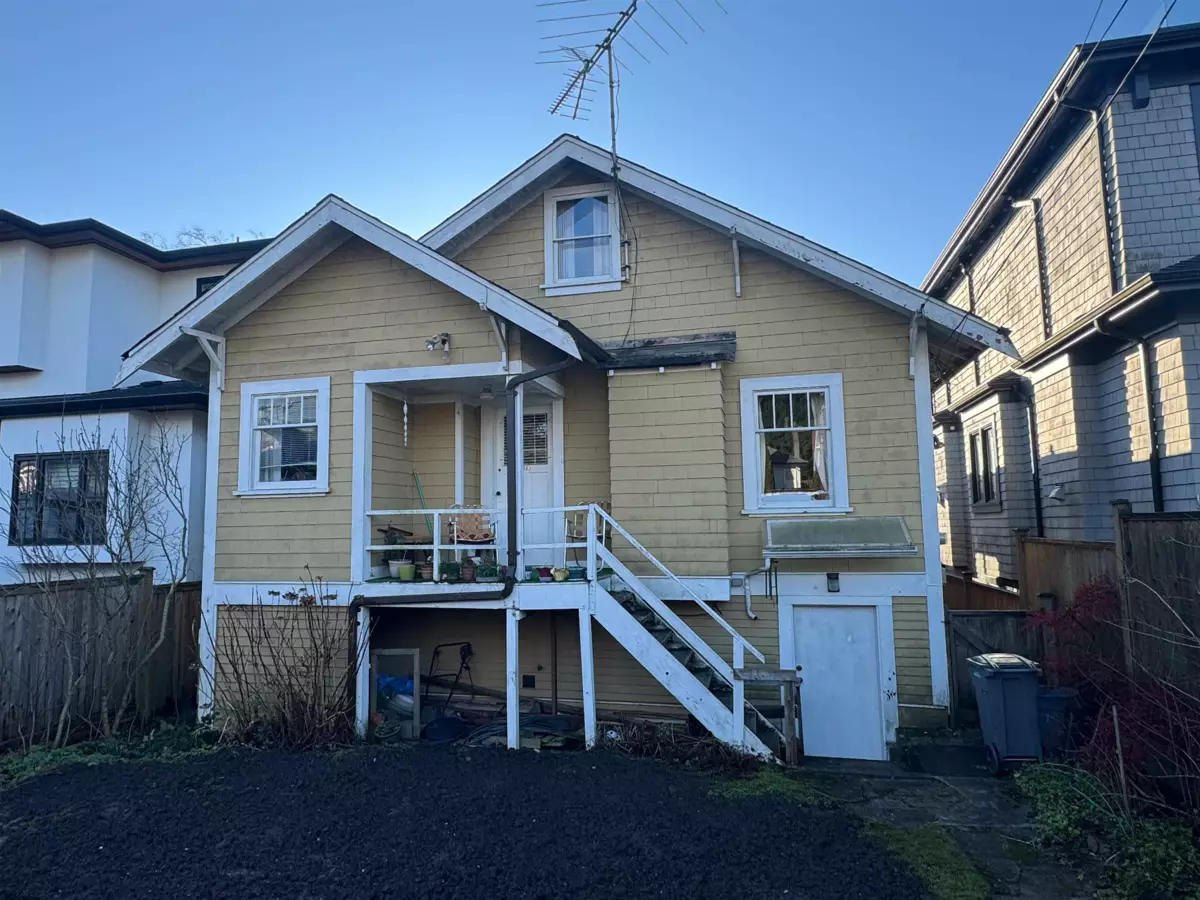 Family Room Photo of 4653 W 8th Avenue, Vancouver, BC